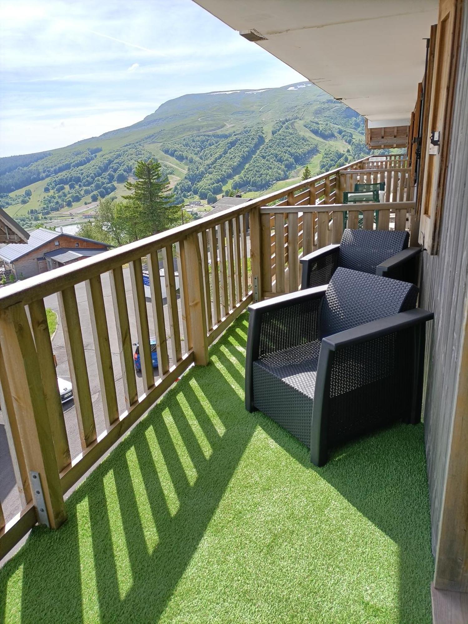 Before Sunrise 2 Et Parking Prive Apartment Super Besse